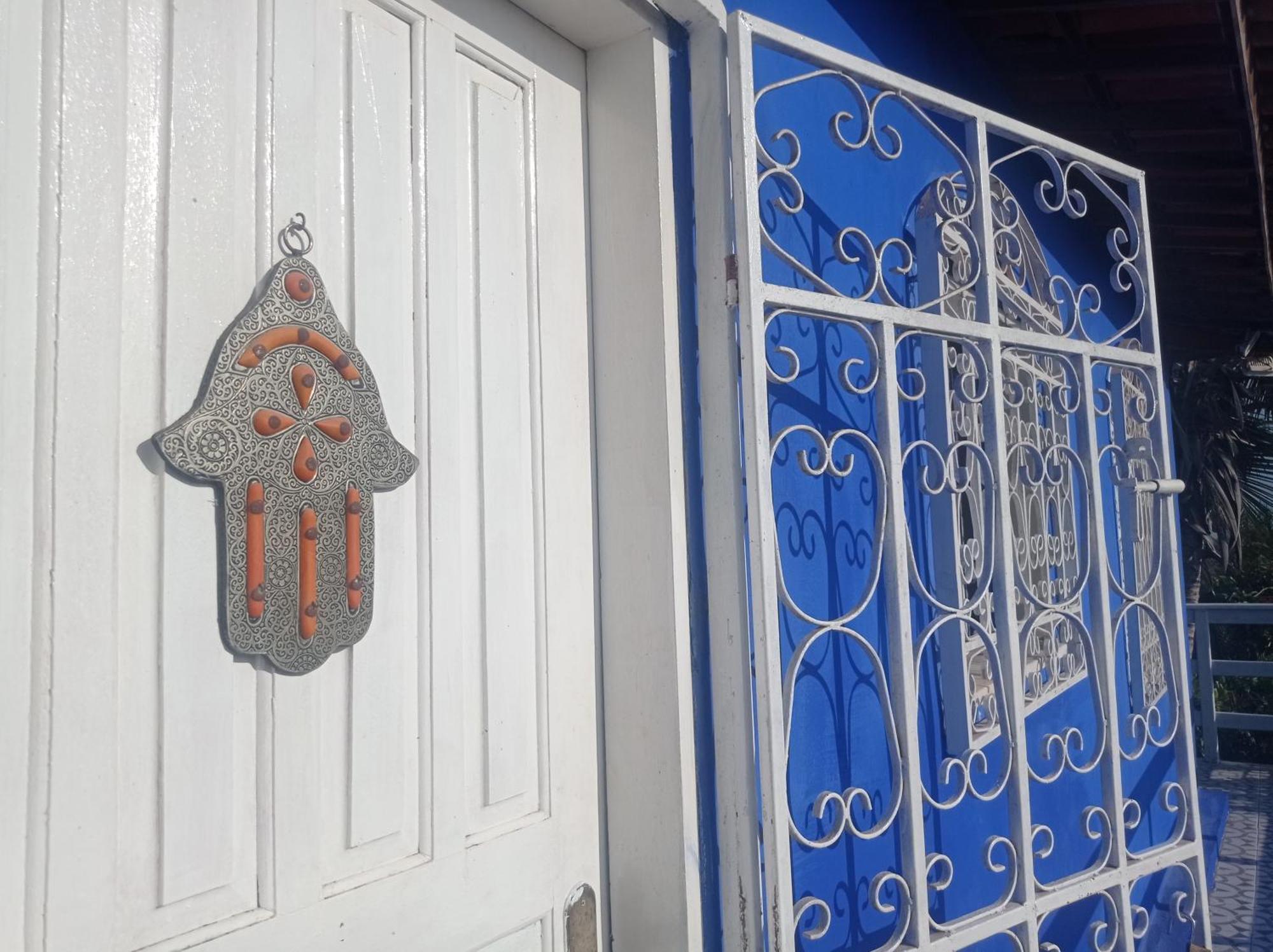 Villa Charming Blue House With Kitchen Parking And Garden Canoa Quebrada Esterno foto